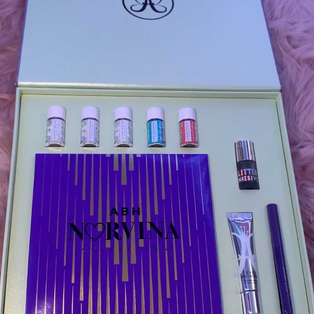 Anastasia Beverly Hills. Makeup PR collection - Picture 2 of 2